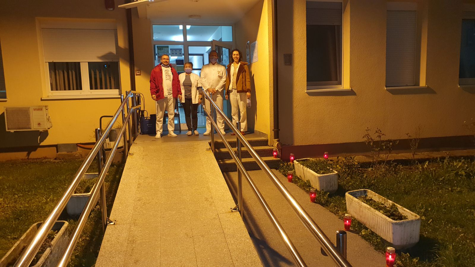 PALJENJE SVIJEĆA U SPOMEN NA ŽRTVU VUKOVARA